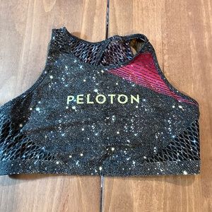 Peloton WITH high neck sports bra. Sz XL.